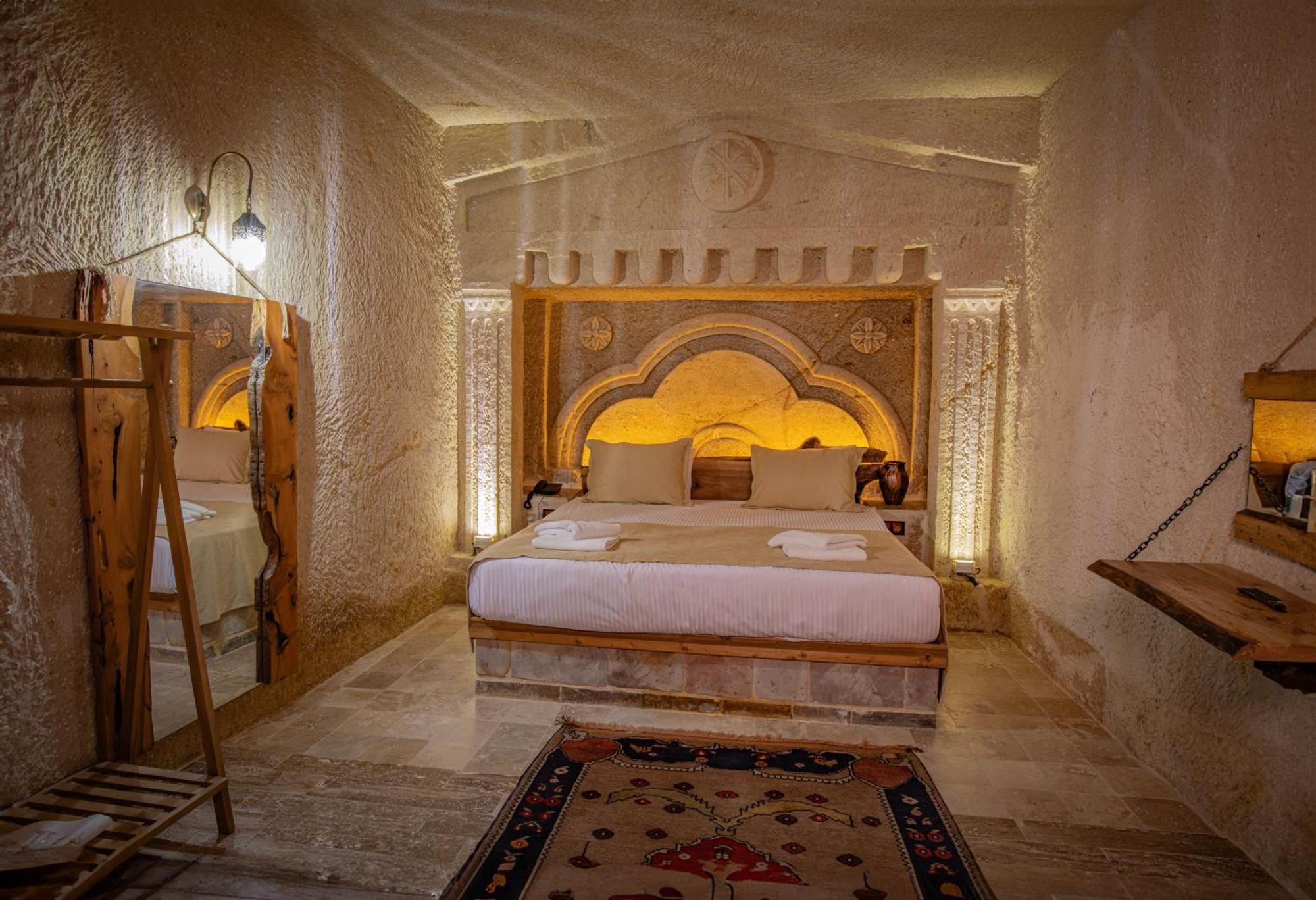 Sur Cave Hotel Юргюп Екстериор снимка