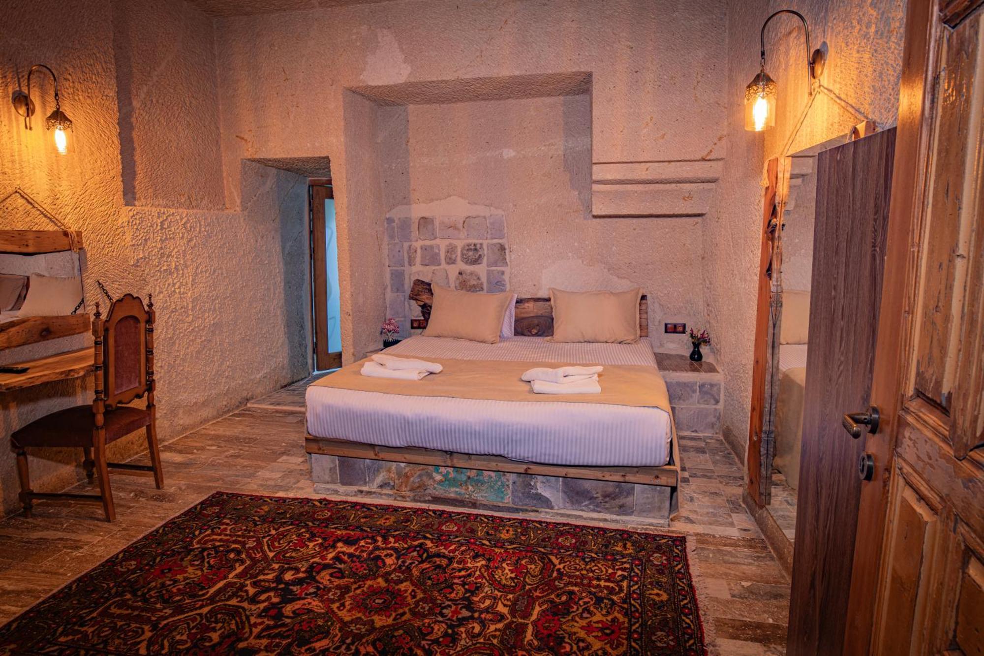 Sur Cave Hotel Юргюп Екстериор снимка