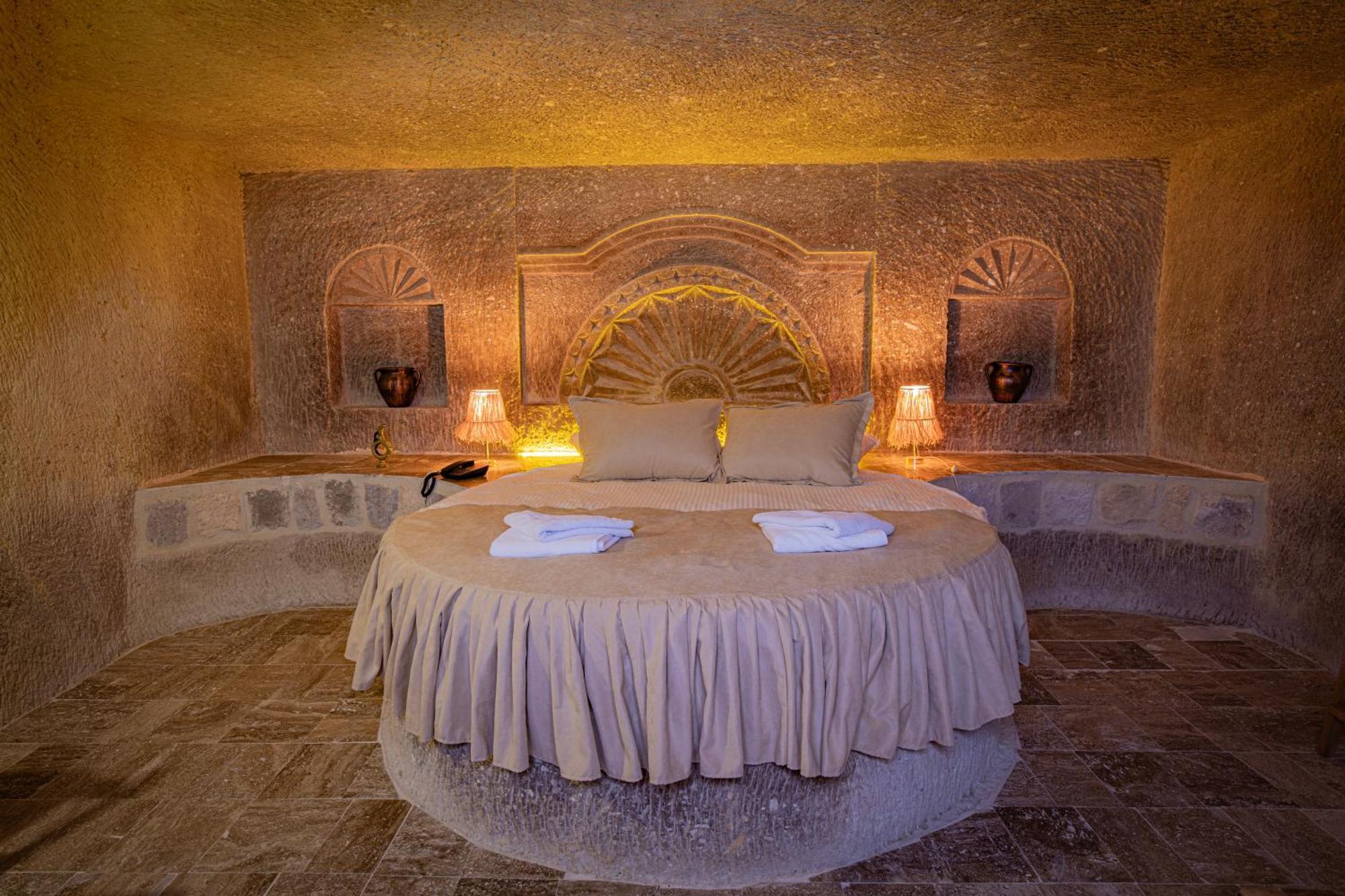 Sur Cave Hotel Юргюп Екстериор снимка