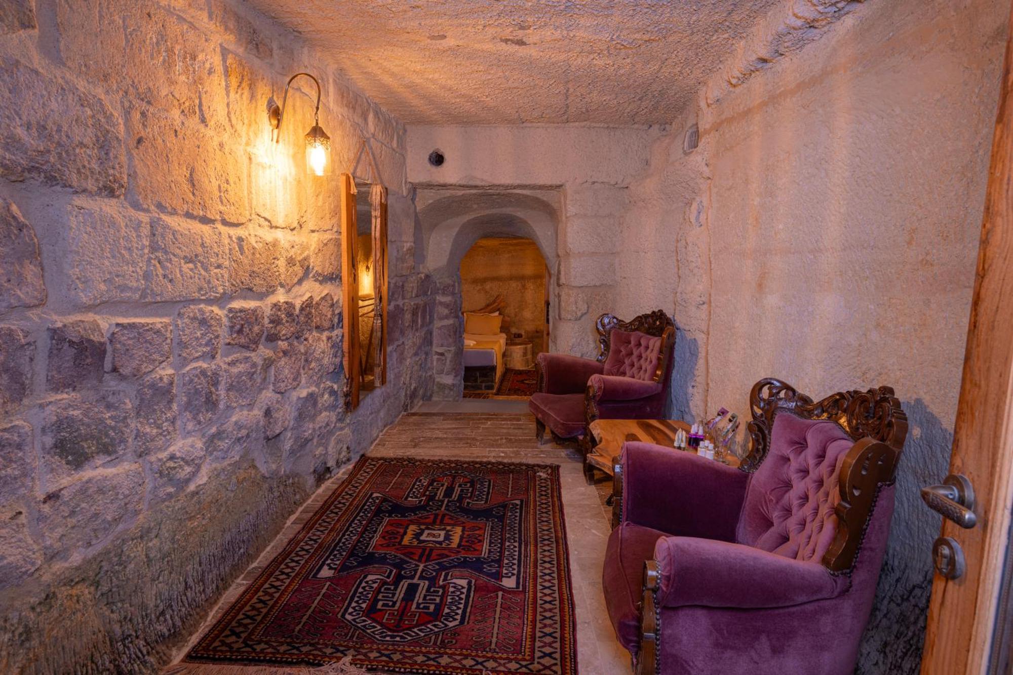 Sur Cave Hotel Юргюп Екстериор снимка